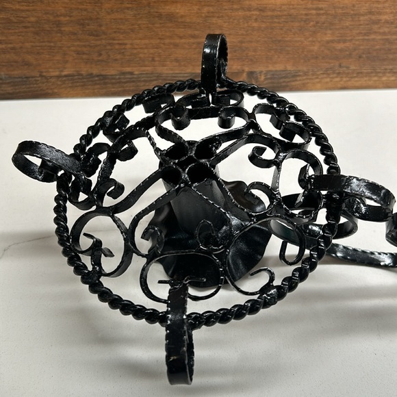 Vintage Gothic Style Ornate Metal Candle Holder With Loop Handle - Picture 6 of 8